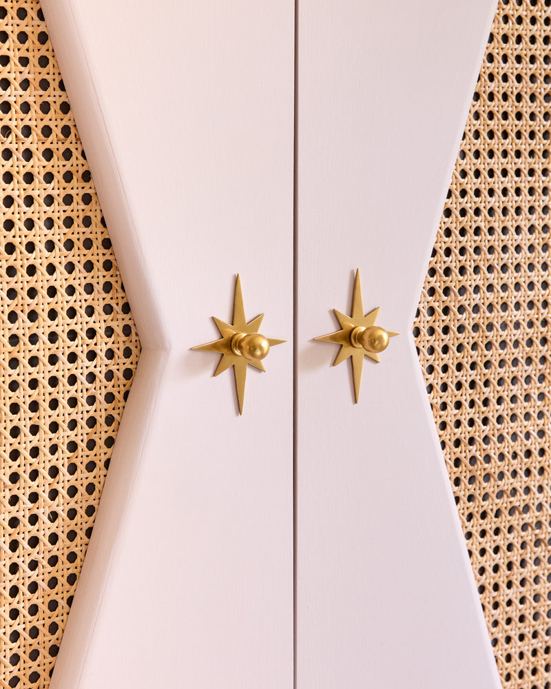 Star Backplate, Aged Brass